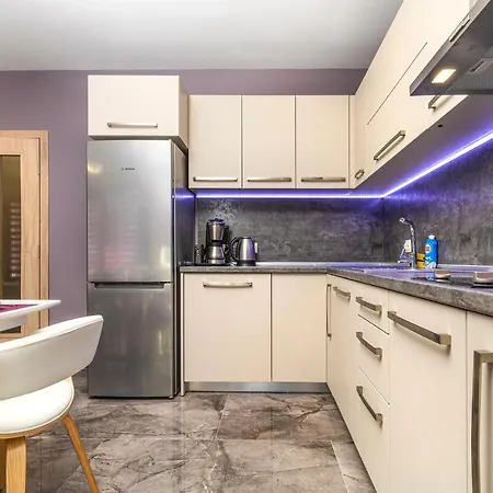 Stylish 1bd Flat With A Parking Spot By Flat Mаnager Lägenhet