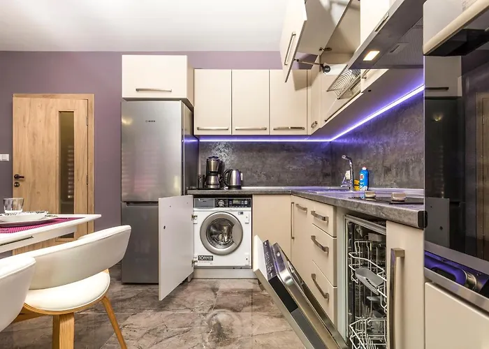 Apartament Stylish 1bd Flat With A Parking Spot By Flat Mаnager